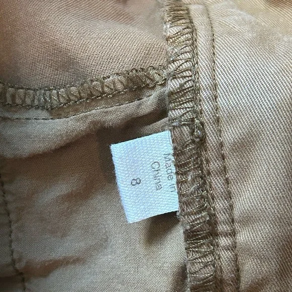GARNET HILL Khaki Pants. Size 8 - Picture 3 of 7